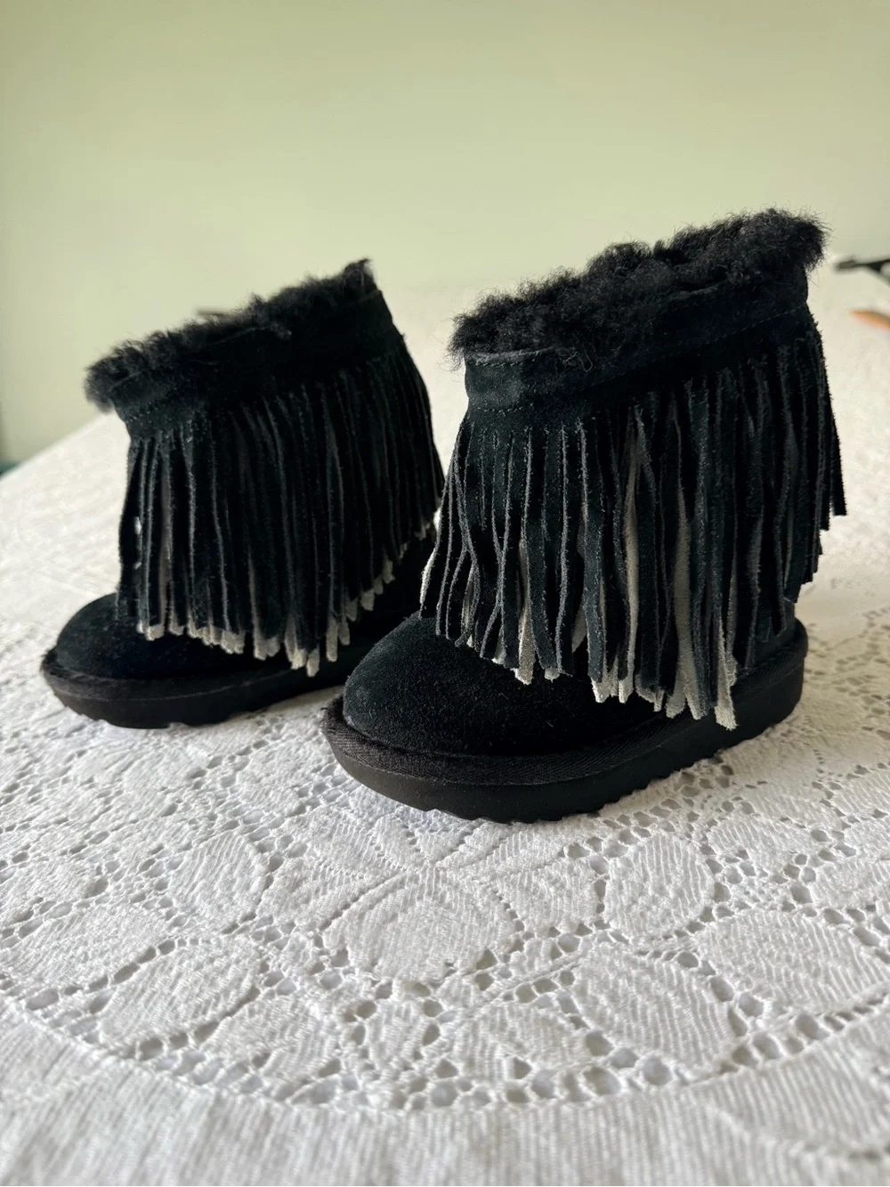 UGG Black Suede Fringe Ankle Boots infant toddler size‎ 8